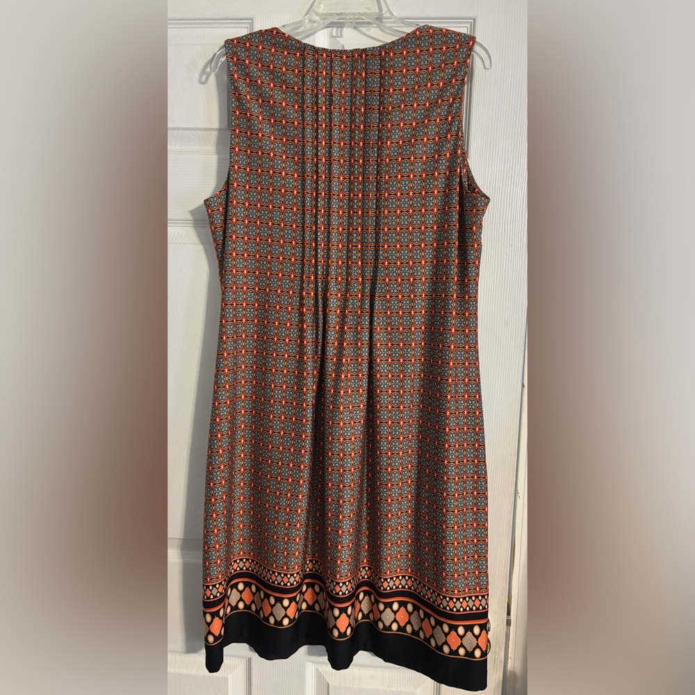 Perceptions Sleeveless Pleated Dress